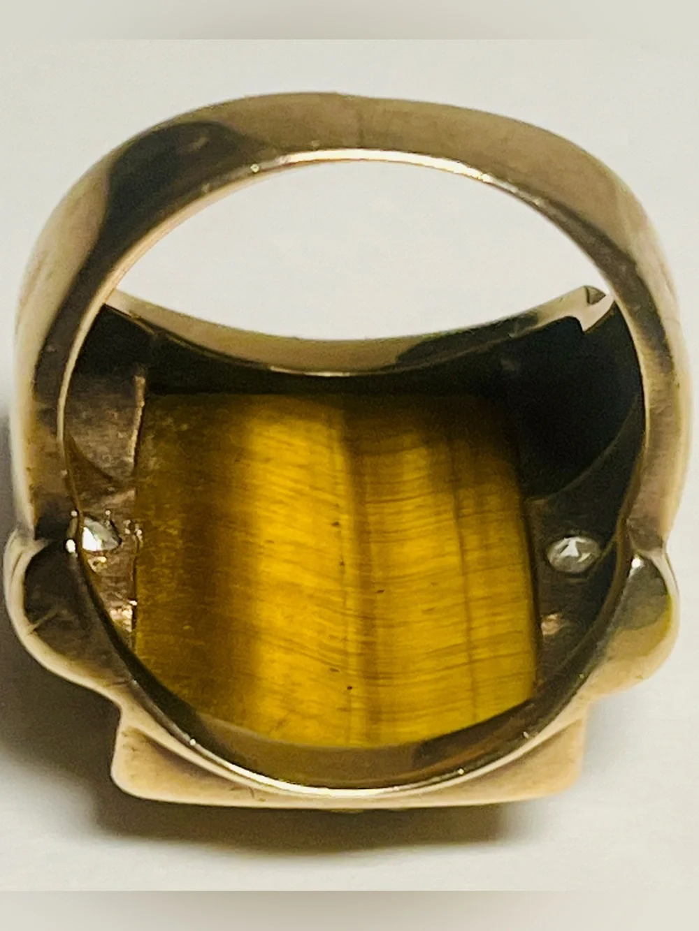 Men’s 10k Gold Tigers Eye Ring Flanked by Round Diamonds | Cameo Ring | Size 13